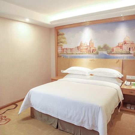 Vienna Hotel Qingyuan Yingde Guangming Road Exterior photo