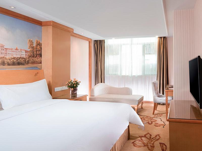Vienna Hotel Qingyuan Yingde Guangming Road Exterior photo