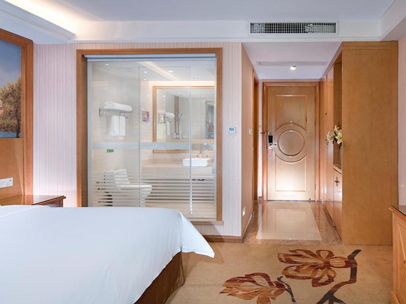 Vienna Hotel Qingyuan Yingde Guangming Road Exterior photo